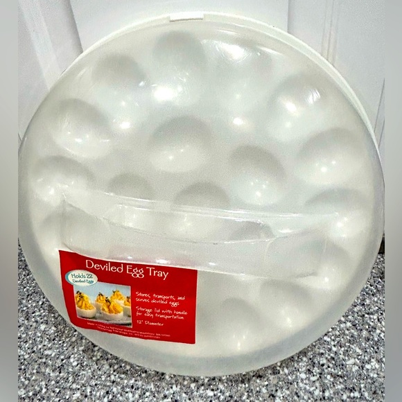 Christmas Tree Shop Kitchen 2 Round Deviled Egg Tray With Storage